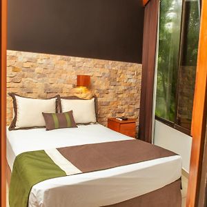 Superior Kamer met Twee Kamers en een King Size Bed